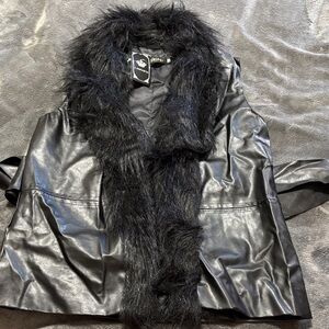 Lanshifei Women's Black Faux Fur Leather Vest, NEW